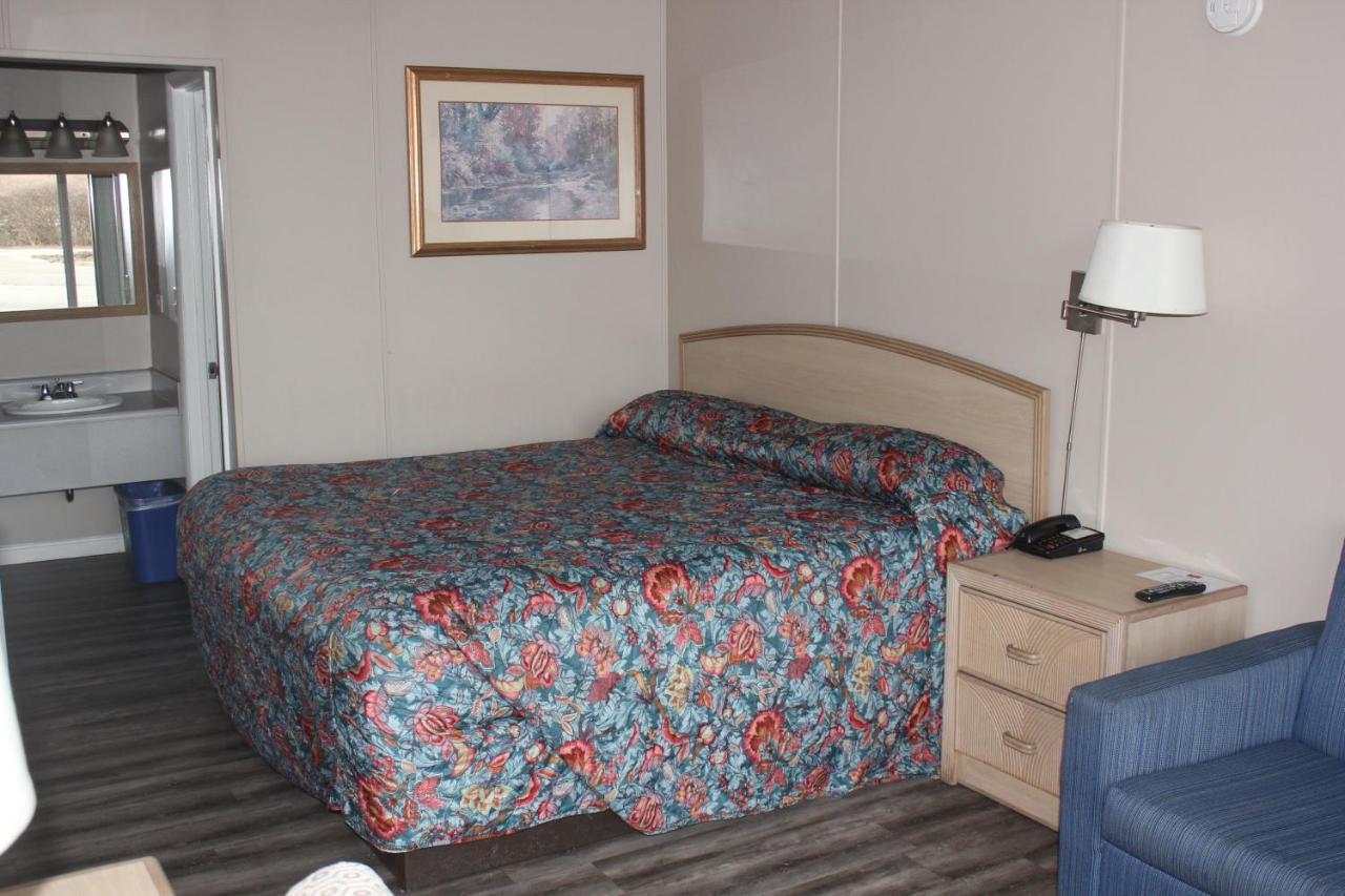 Red Carpet Inn - Louisville Esterno foto
