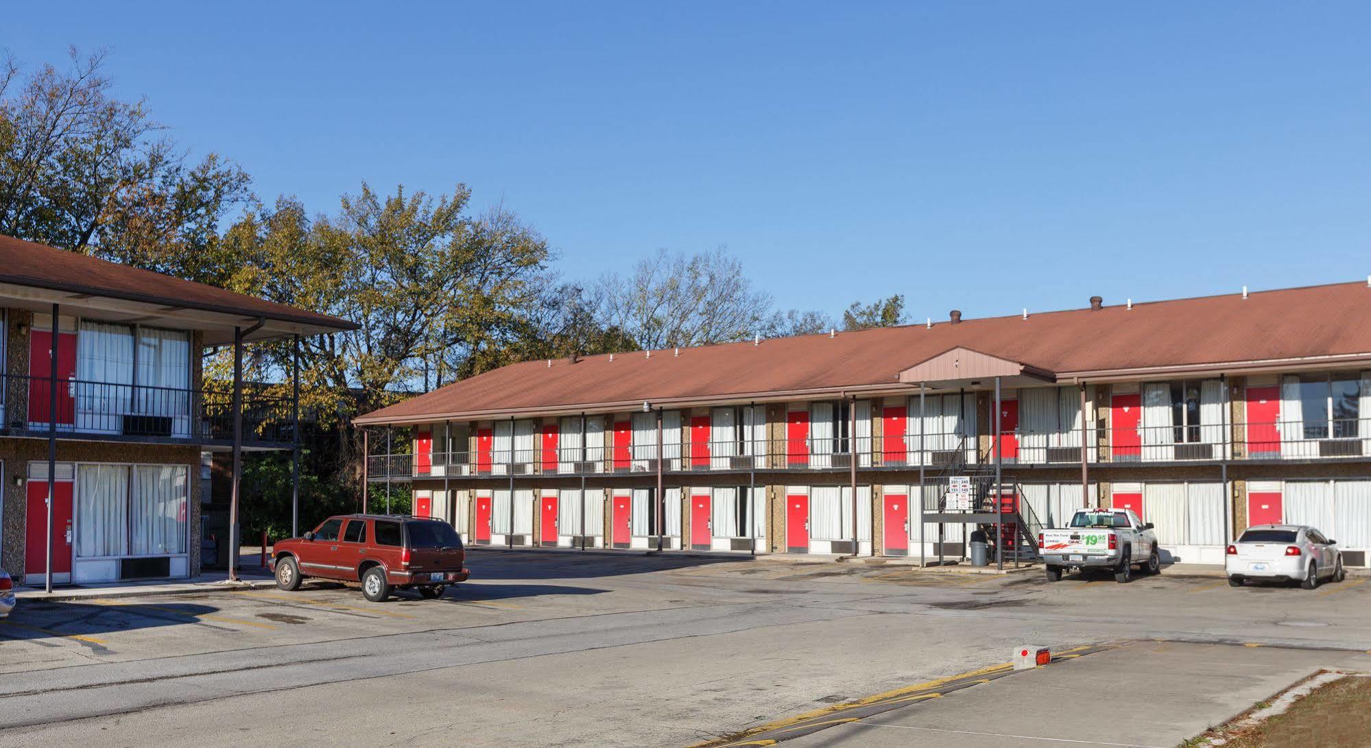 Red Carpet Inn - Louisville Esterno foto