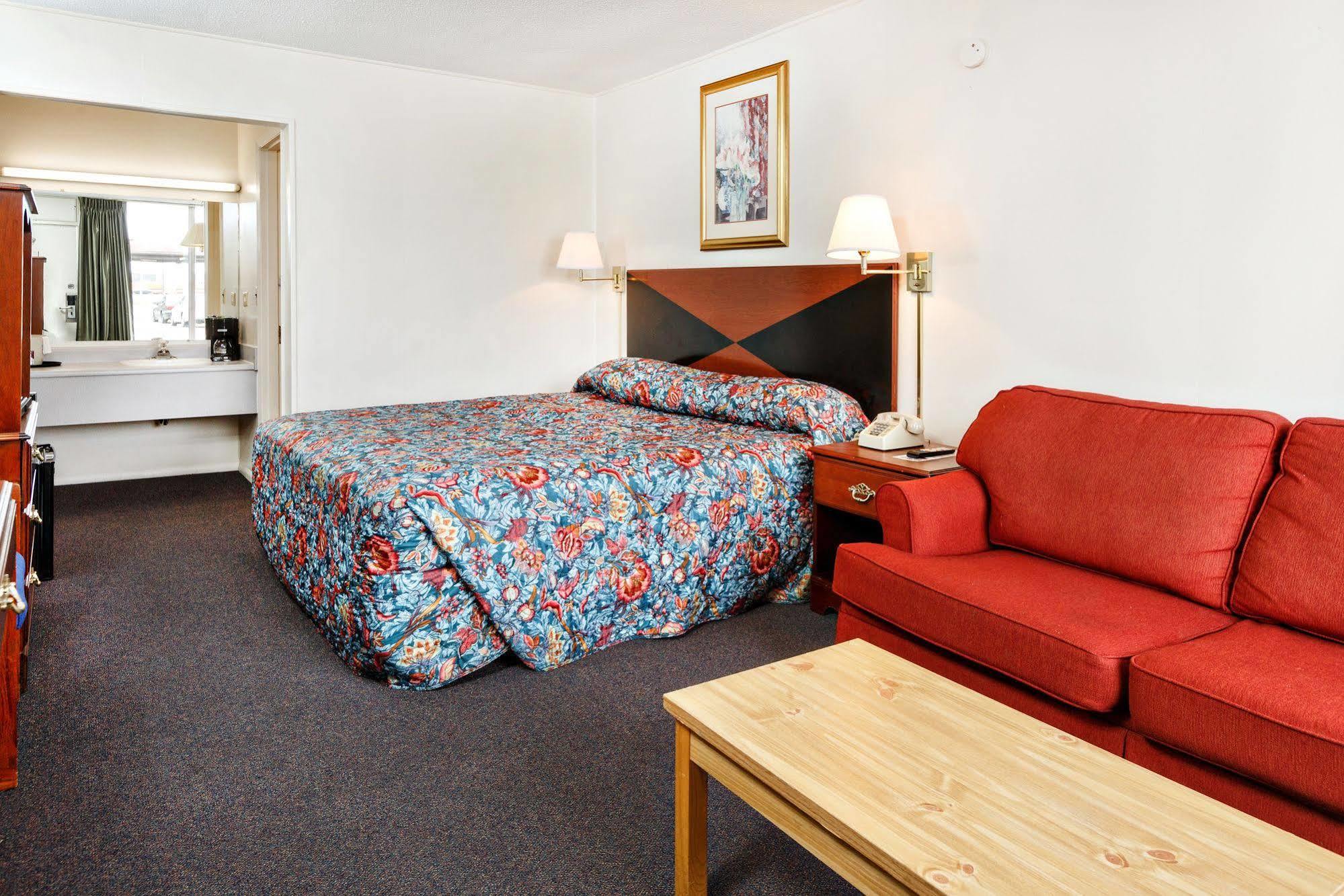 Red Carpet Inn - Louisville Esterno foto